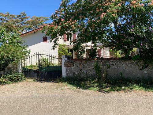 Hostal La Petite Poyannaise