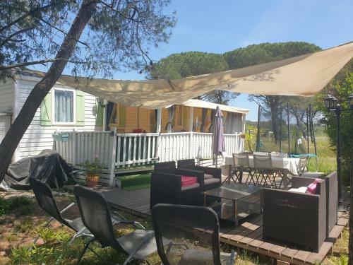 Mobil-home 5 *