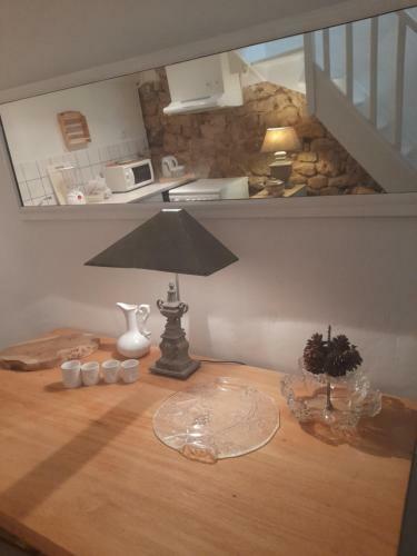 Maisonnette De Charme Avec Petite Terrasse