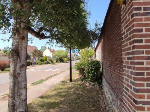 G�te R�m�rangles, 3 Pi�ces, 6 Personnes - Fr-1-526-32