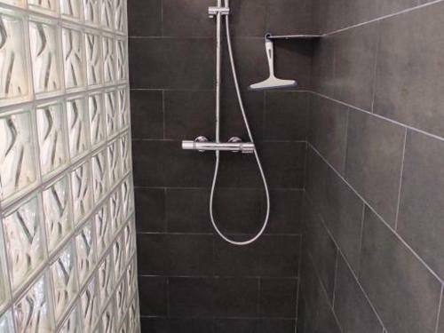 G�te R�m�rangles, 3 Pi�ces, 6 Personnes - Fr-1-526-32