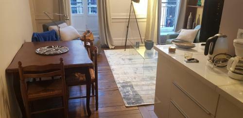 Apartamento Mairie - 50m2 - Balcon S/cour