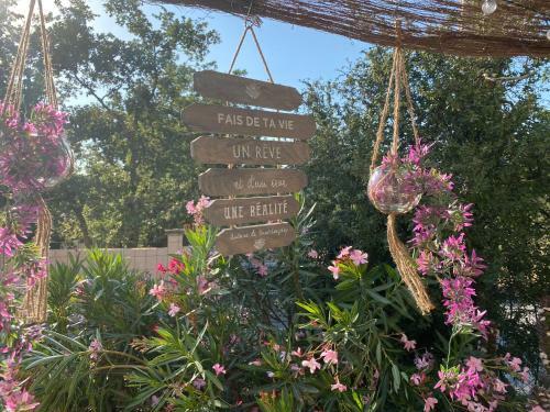 Hostal Gite St Sauveur De Rocbaron