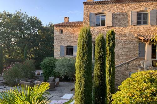 Propri�t� D'exception Au Coeur Du Luberon