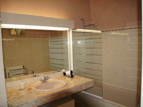 Cosy Apartment In Rochefort With Balcony
