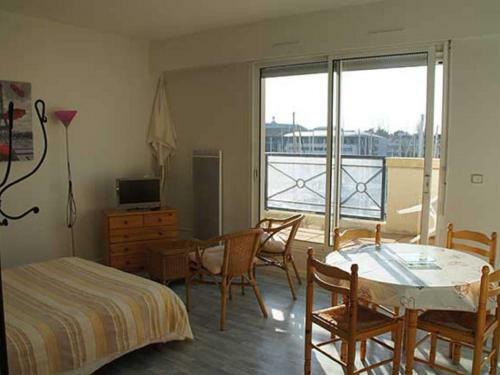 Inviting Apartment In Rochefort With Balcony