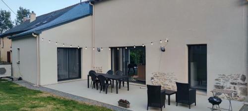 Maison Chaleureuse En Campagne
