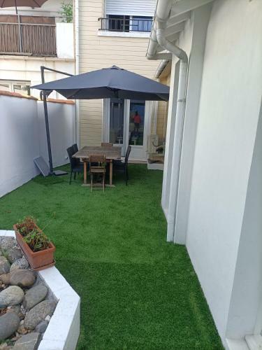 Apartamento Superbe Appartement Dans R�sidence Avec Jacuzzi