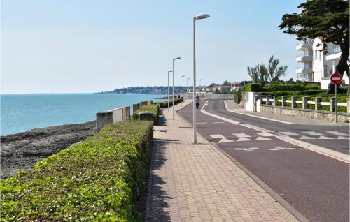 Awesome Apartment In Royan With Wifi