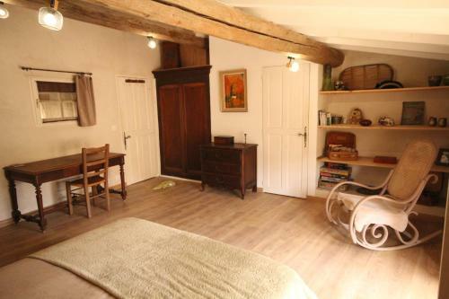 Maison De Village De Charme Xviie Avec Piscine
