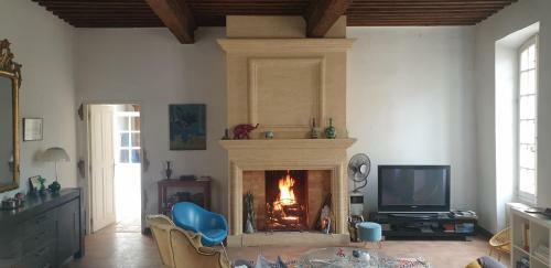 Maison De Village De Charme Xviie Avec Piscine