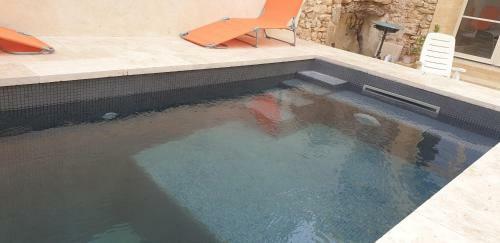 Maison De Village De Charme Xviie Avec Piscine