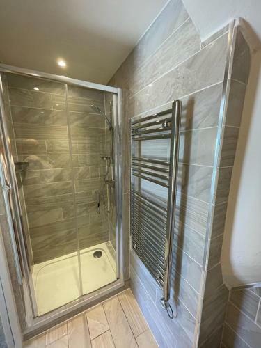 Beautiful 4 Bedroom Country Cottage Sleeps 7