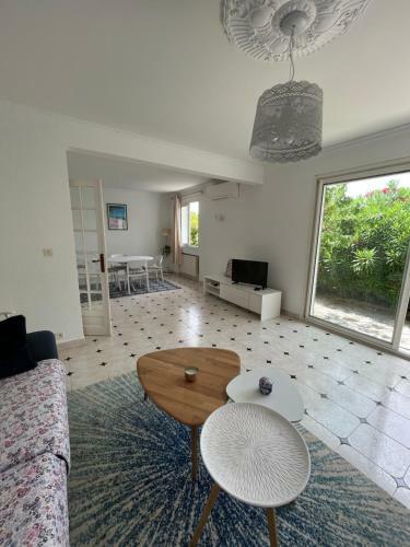 Villa R�nov�e Saint Cyr Sur Mer � 200m De La Plage