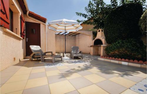 Two-bedroom Holiday Home In Sainte Marie Plage