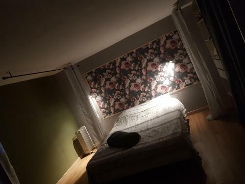 La Maison Des Deux �tangs