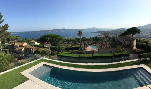 Magnifique Villa Avec Vue Fabuleuse Sur St Tropez! Villa Miremer!