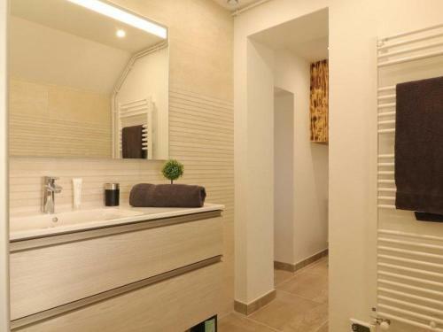 G�te Saint-germain-de-martigny, 4 Pi�ces, 6 Personnes - Fr-1-497-161