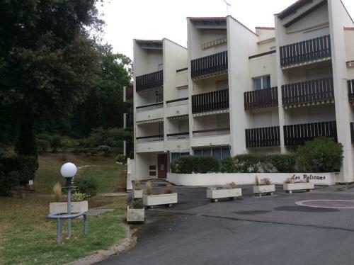 Apartamento �meraude