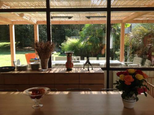 Villa Sur La Pointe De Suzac Et Ses Criques 4* :location � La Semaine