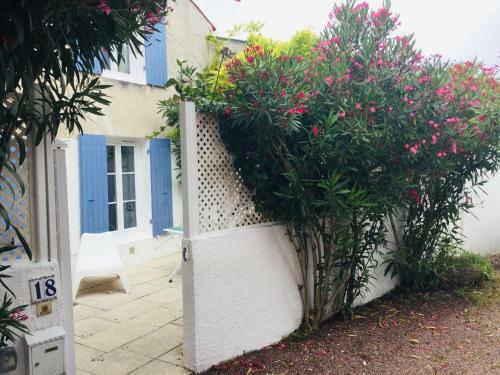 Maison Les Lauriers Roses