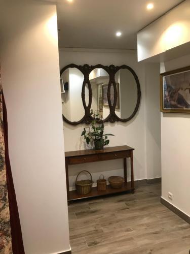 Hostal Chambre Via Natina