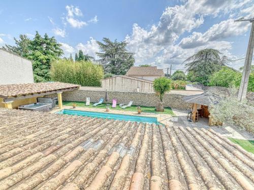 Maison Saint-gervasy, 5 Pi�ces, 6 Personnes - Fr-1-669-2