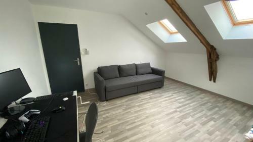 Villa Magnifique Long�re De 400m� Avec Piscine Type Loft