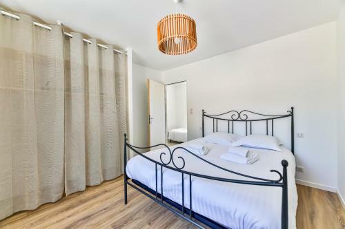 Jolie Maison Neuve Avec Jacuzzi