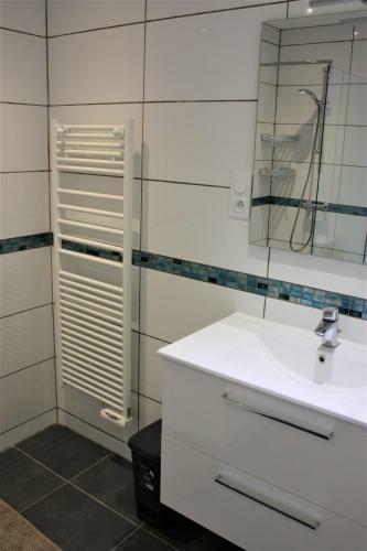 Appartement Rez-de-jardin Entre Gard Et Ard�che