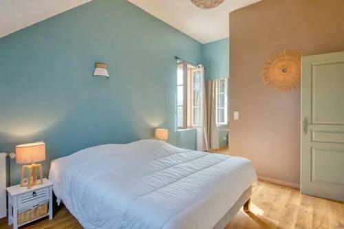 [les Tourterelles] : Grand G�te De Charme Piscine