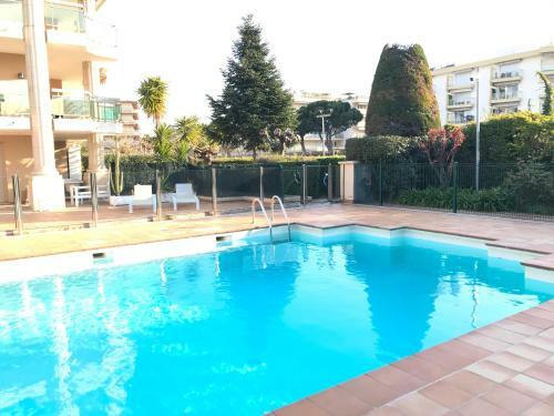 Apartamento Studio En Rez De Jardin En Bord De Mer Avec Piscine