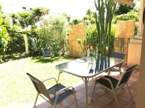 Apartamento Studio En Rez De Jardin En Bord De Mer Avec Piscine