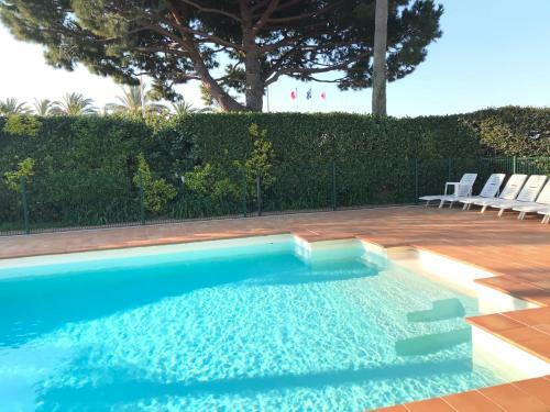 Apartamento Studio En Rez De Jardin En Bord De Mer Avec Piscine