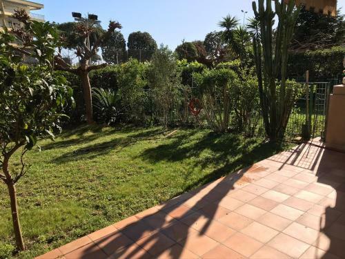 Apartamento Studio En Rez De Jardin En Bord De Mer Avec Piscine