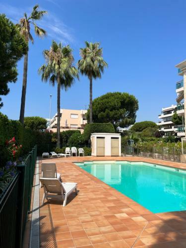 Apartamento Studio En Rez De Jardin En Bord De Mer Avec Piscine