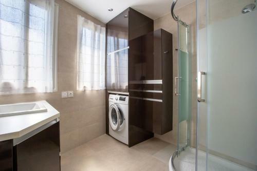 Apartment T2 Air-conditioned Sea View