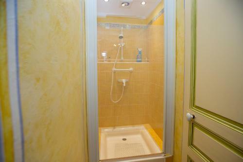 Bed & Breakfast Hotel Des Etrangers