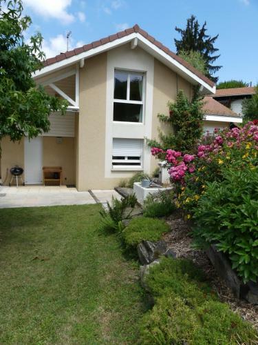 La Villa � St-martin-d'uriage #dn