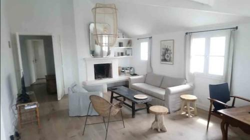Apartamento �le De R� - Sublime T3 Vue Mer - 80m2 - 4 � 6 Pers