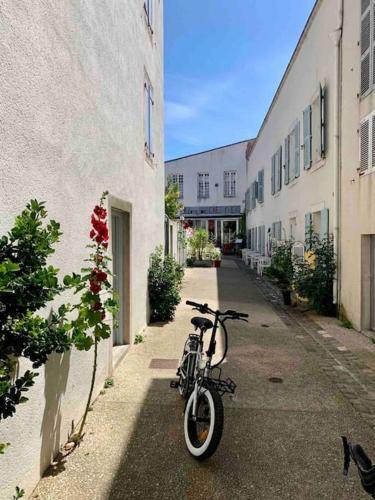 Apartamento �le De R� - Sublime T3 Vue Mer - 80m2 - 4 � 6 Pers