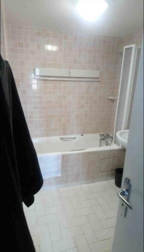 Apartamento �le De R� - Sublime T3 Vue Mer - 80m2 - 4 � 6 Pers