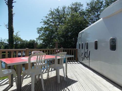 Camping Insolite Le Haut Village