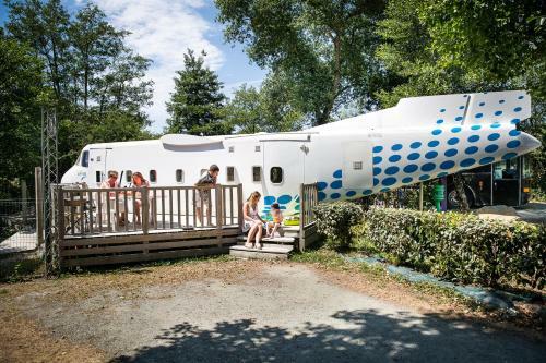 Camping Insolite Le Haut Village