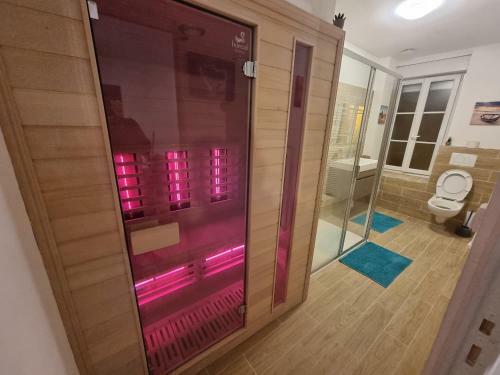 Priv�e : Jacuzzi + Sauna + Billard + Jeux So