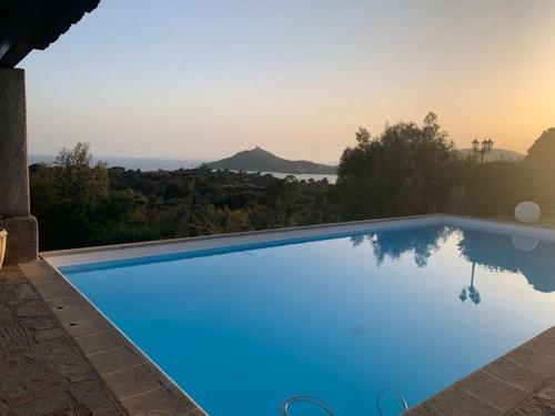 Villa With 4 Bedrooms For 10 People , Sea View Kss Immo