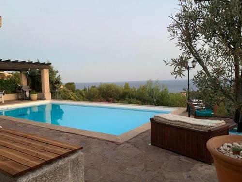 Villa With 4 Bedrooms For 10 People , Sea View Kss Immo