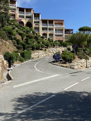Nice Apartment With Balcony Near The Beaches