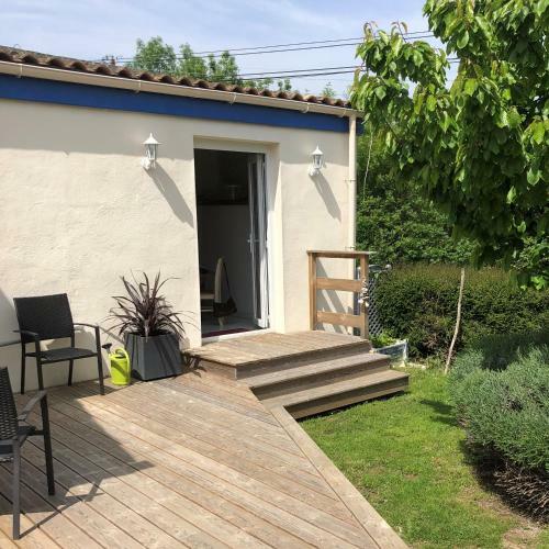 Maison Marin, Charming Village Cottage With Pool