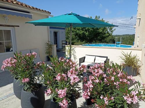 Maison Marin, Charming Village Cottage With Pool